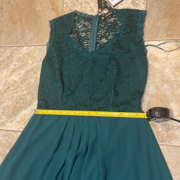 Dark green bridesmaids/mother of the bride/groom dress. - Picture 8 of 13